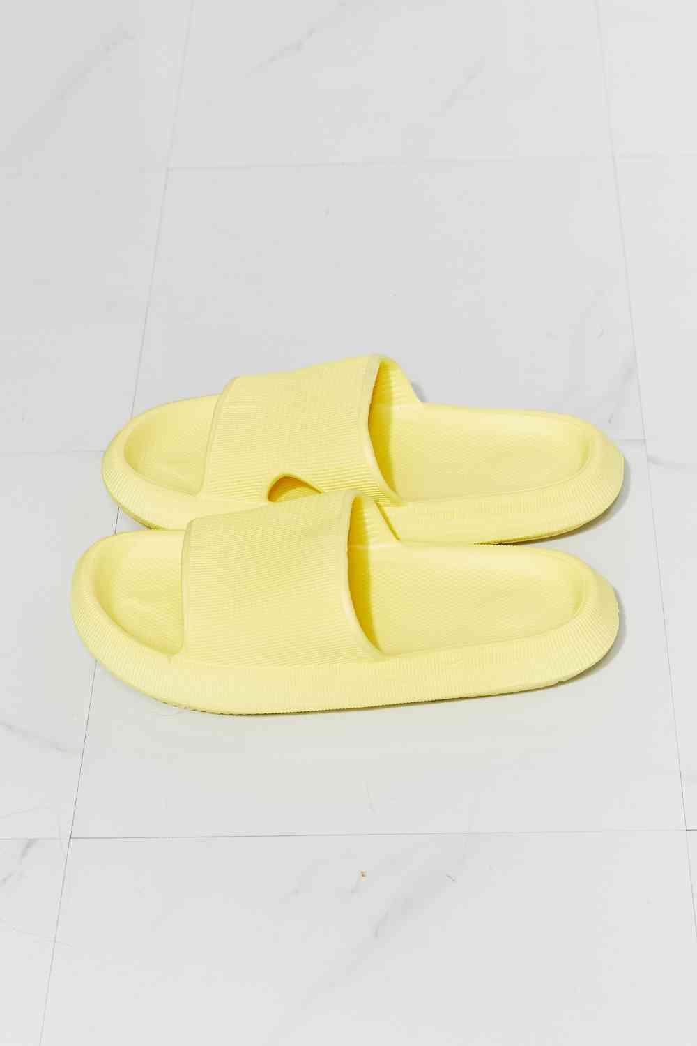 MMShoes Arms Around Me Open Toe Slide in Yellow